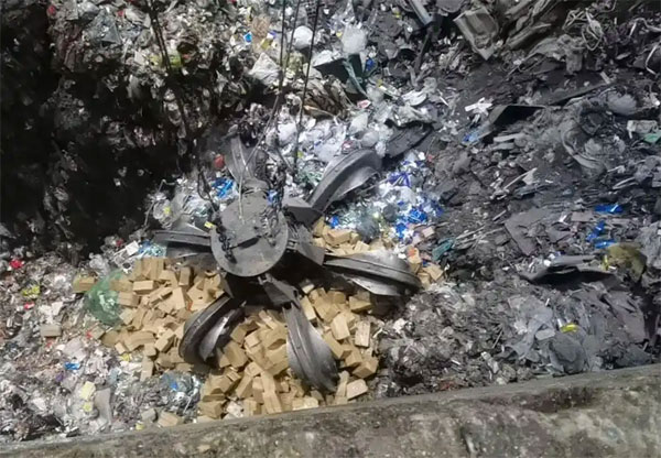 积压食品销毁